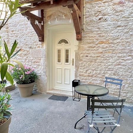 Charmant Studio Au Coeur Du Centre Ville شاني المظهر الخارجي الصورة